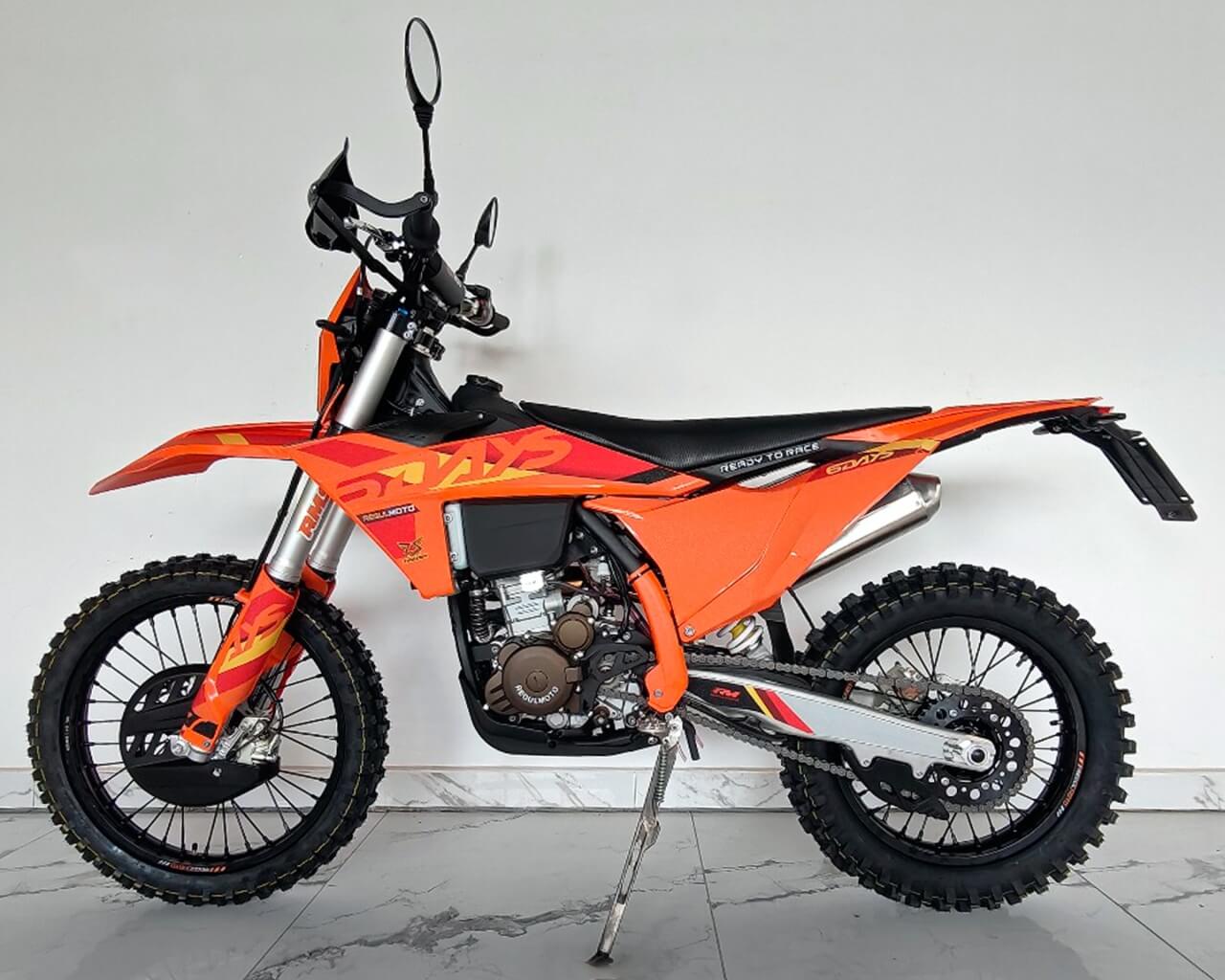 Мотоцикл Regulmoto SIX DAYS с ПТС